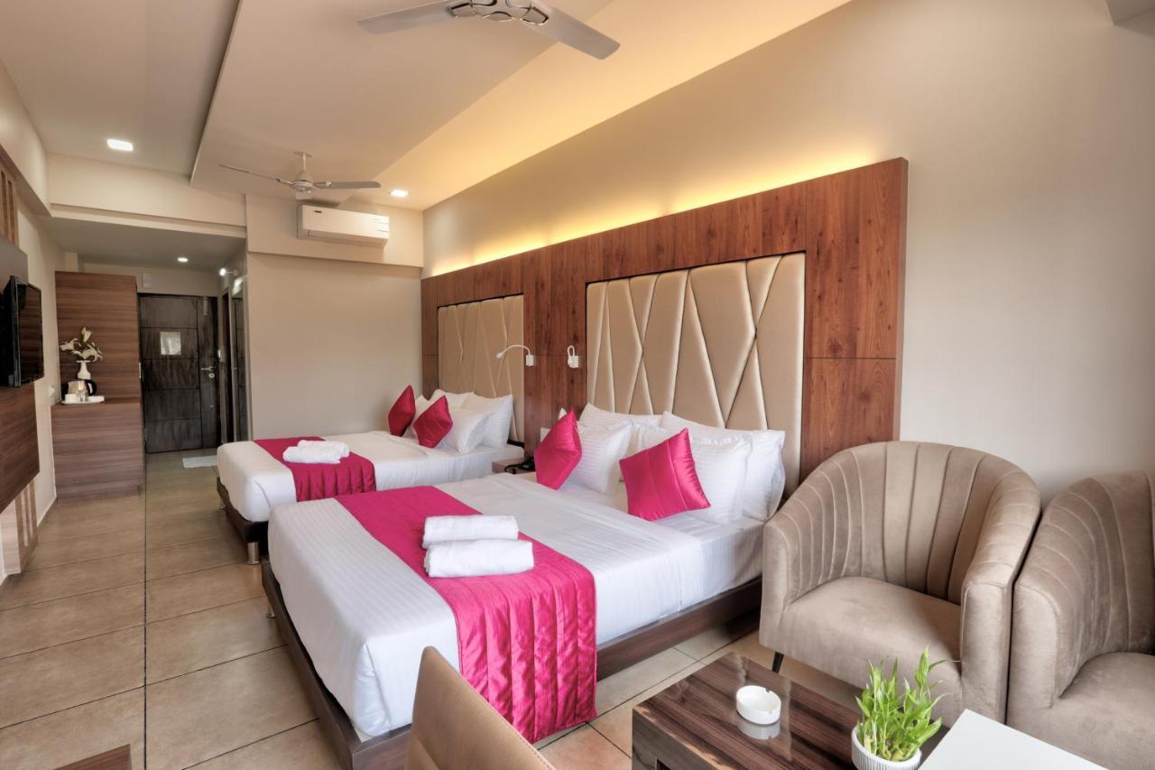 Lexus Inn Mysore Ngoại thất bức ảnh