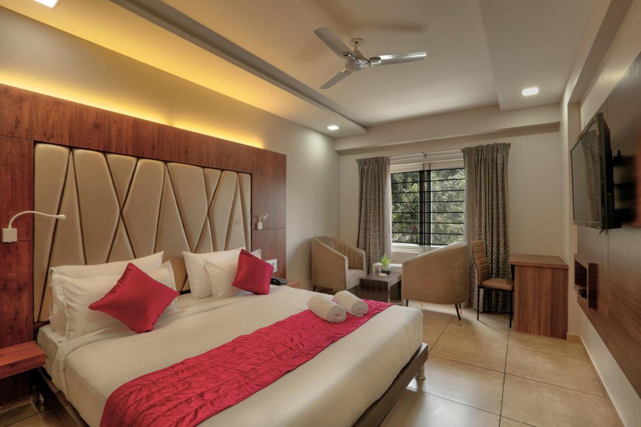 Lexus Inn Mysore Ngoại thất bức ảnh