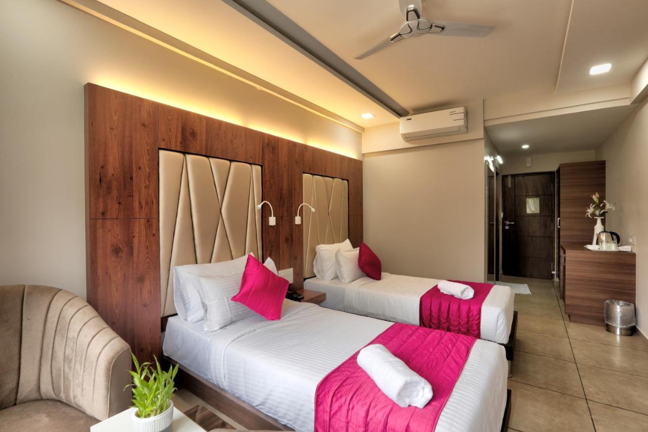 Lexus Inn Mysore Ngoại thất bức ảnh